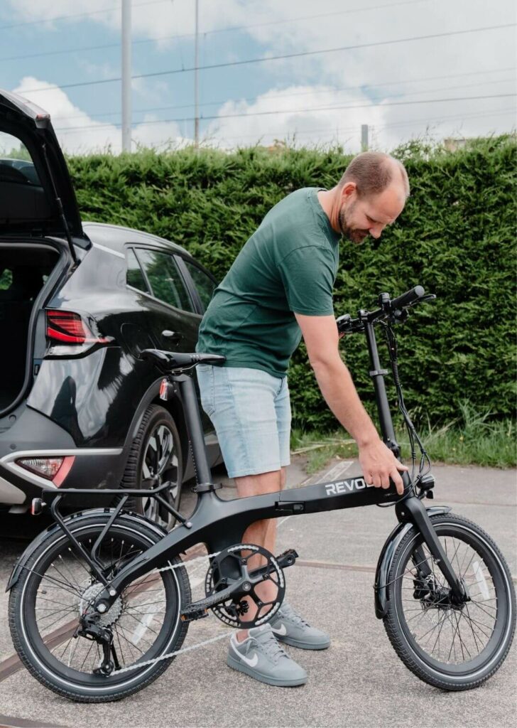 Revolt Carbon Fiber Male Fold Car Trunk Foldable Bike Netherlands